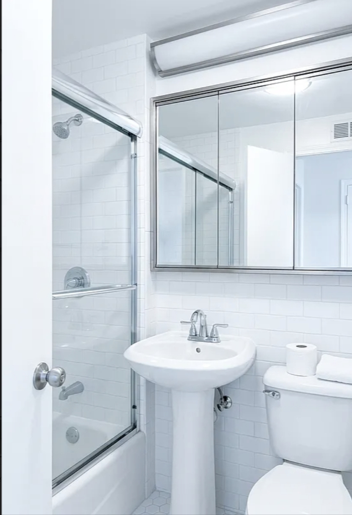  East 36th Street - Photo 3