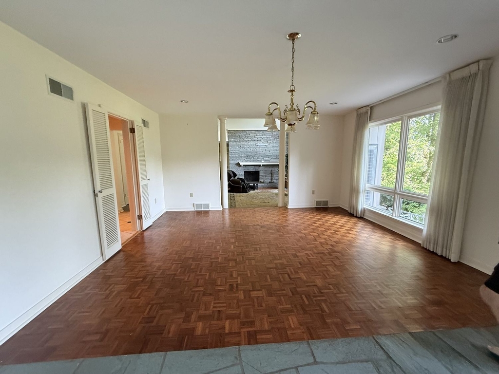 231 Fairview Road - Photo 9