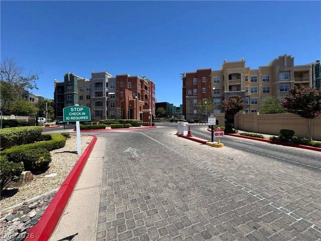 56 E Serene Avenue - Photo 9