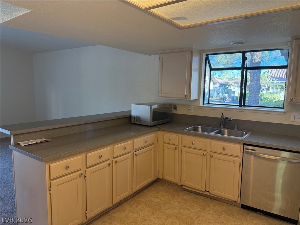 720 Sea Pines Lane - Photo 7