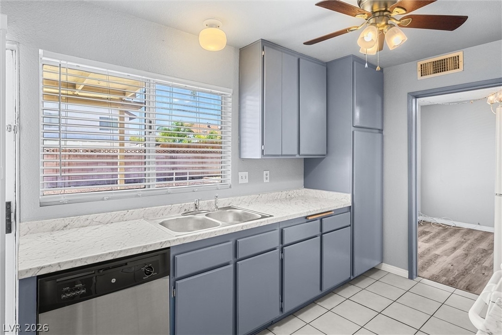 6951 Wedgewood Way - Photo 8