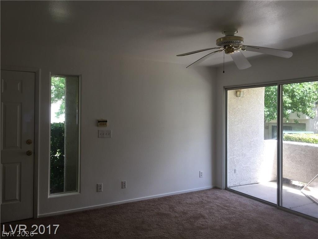 3095 Casey Drive - Photo 3