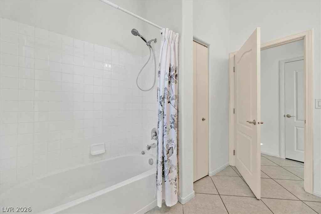2305 W Horizon Ridge Parkway - Photo 11