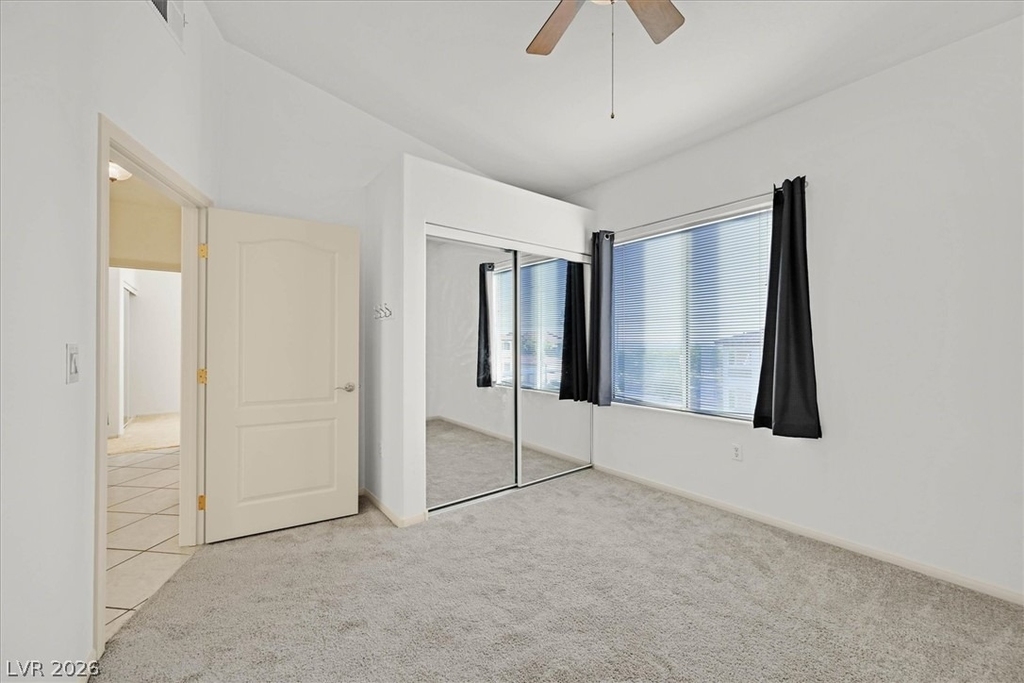 2305 W Horizon Ridge Parkway - Photo 9
