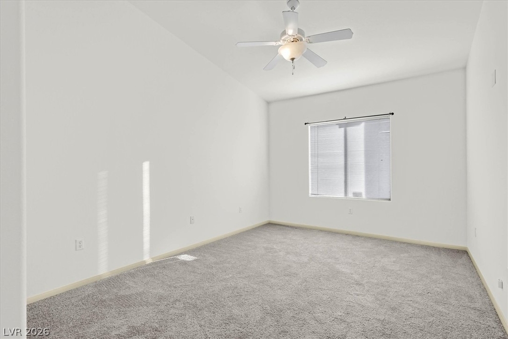 2305 W Horizon Ridge Parkway - Photo 19