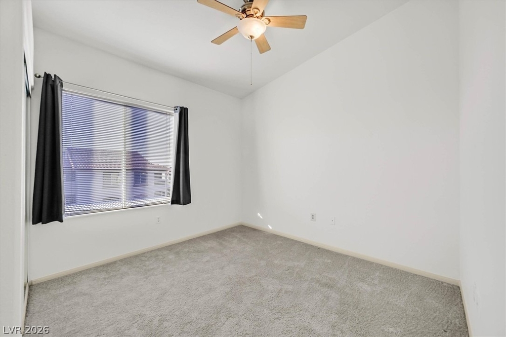 2305 W Horizon Ridge Parkway - Photo 10