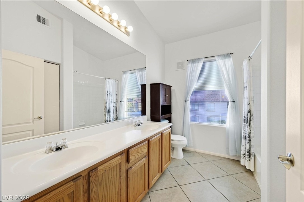 2305 W Horizon Ridge Parkway - Photo 12