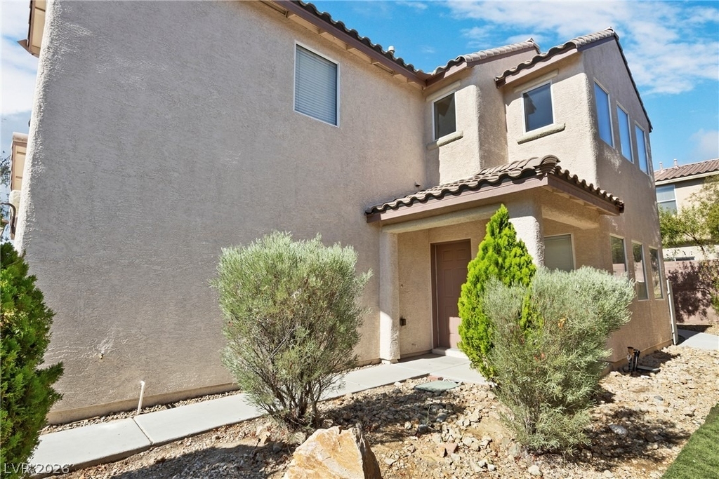 7429 Granada Willows Street - Photo 0