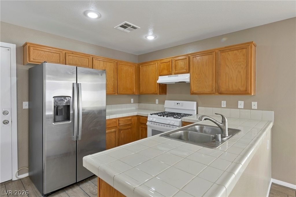 7429 Granada Willows Street - Photo 6