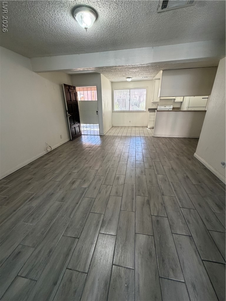 2236 E Desert Inn Road - Photo 3