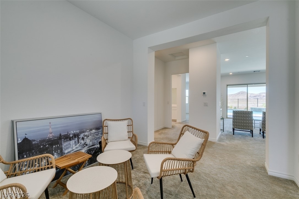 988 Edinburgh Fields Court - Photo 7