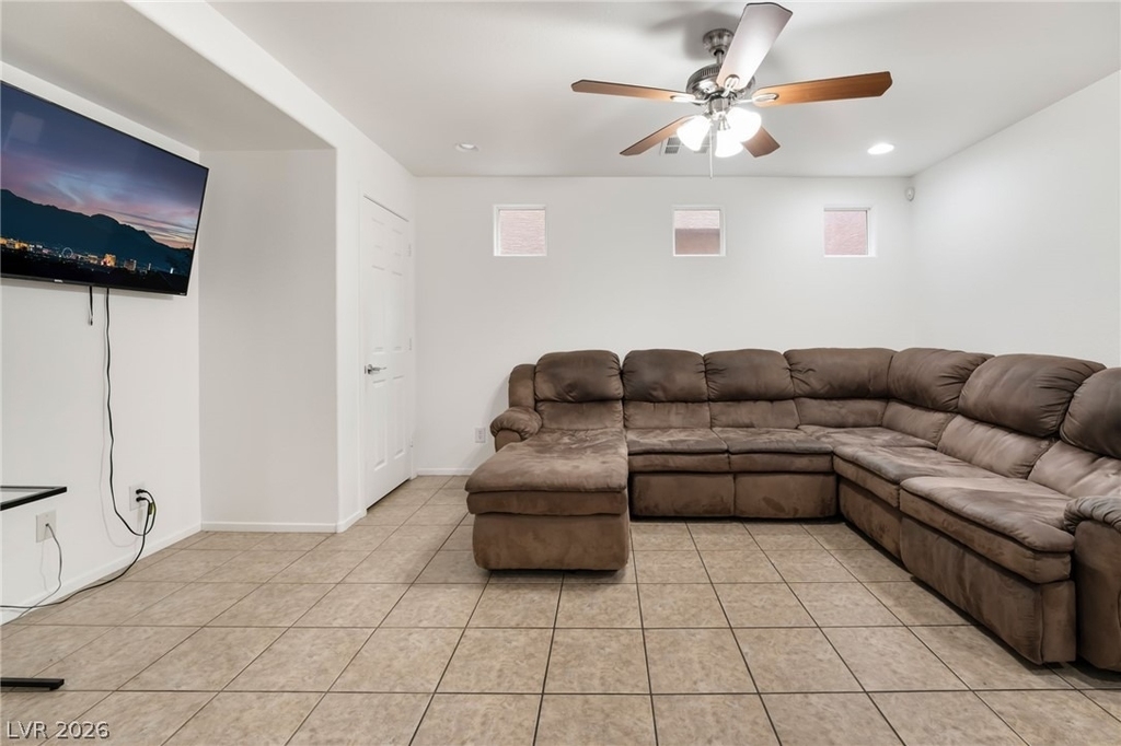 9132 Gabardine Avenue - Photo 14