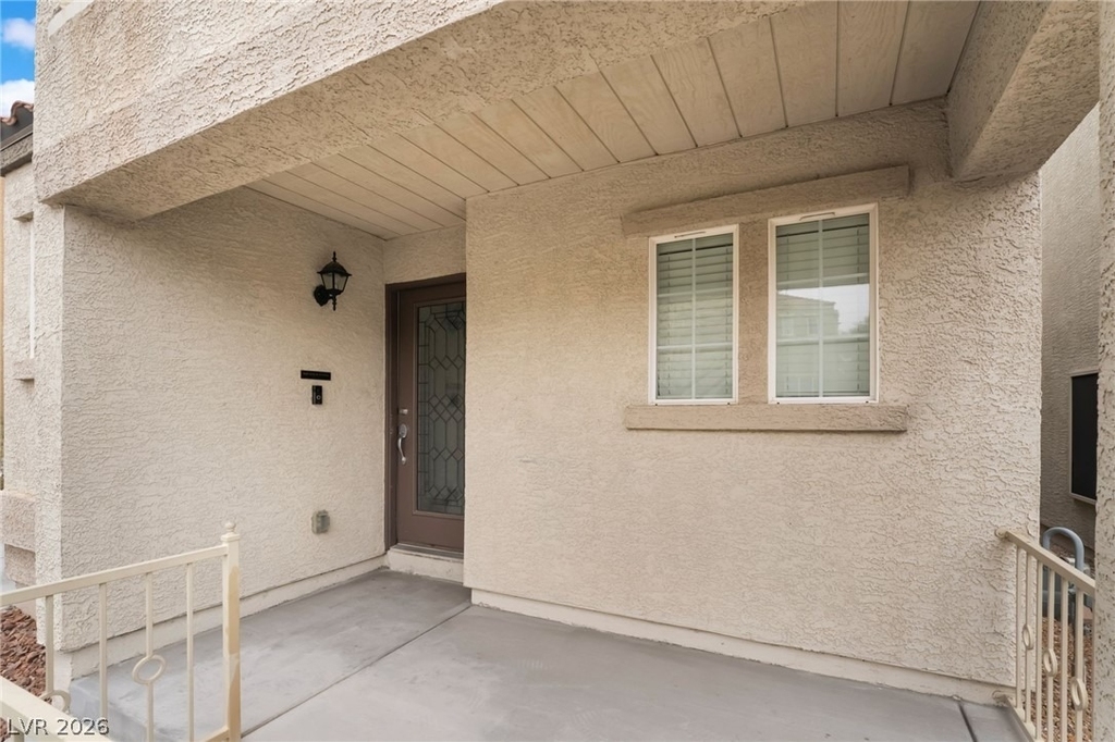 9132 Gabardine Avenue - Photo 4
