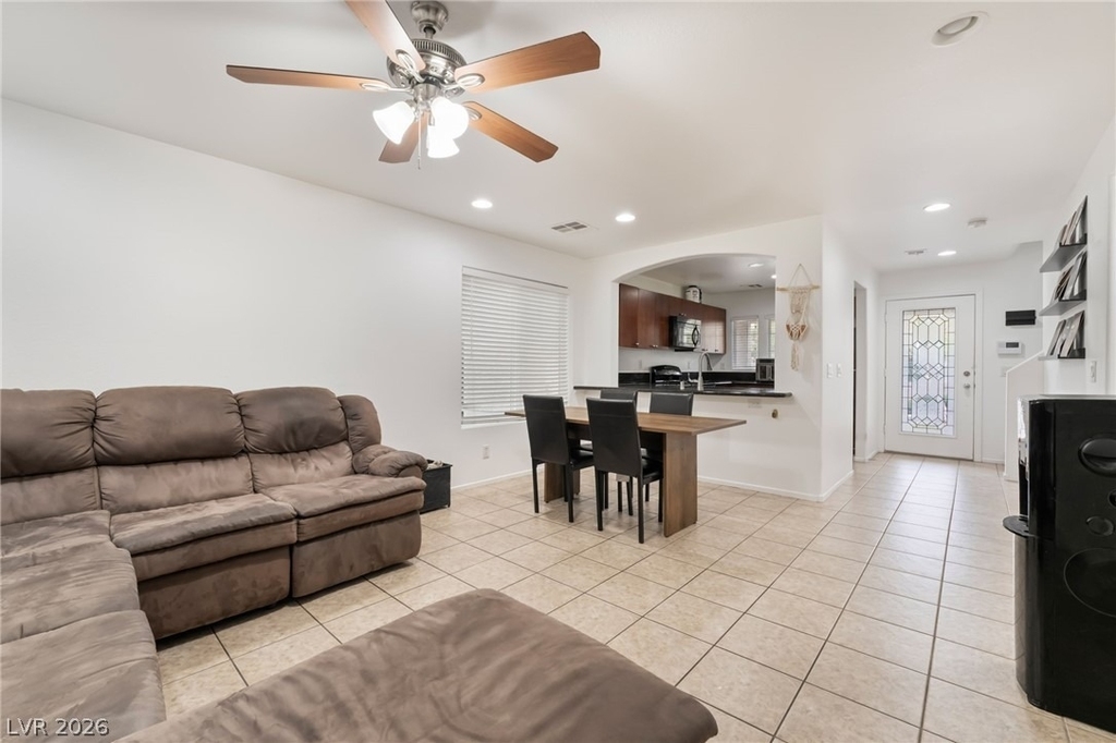 9132 Gabardine Avenue - Photo 15