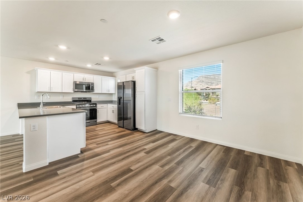 3892 Enchanted Sky Street - Photo 9