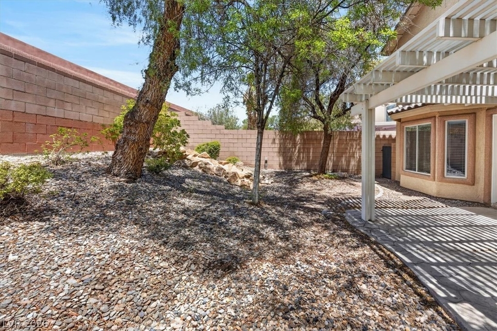 561 Aspen Leaf Street - Photo 47