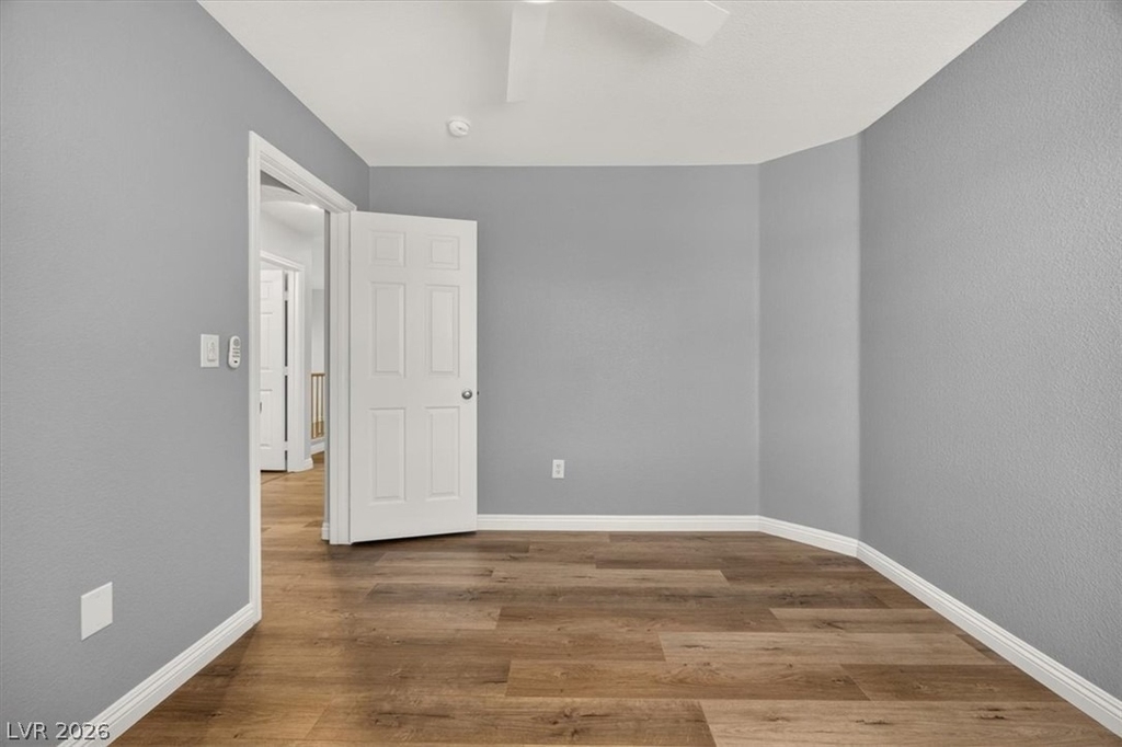 561 Aspen Leaf Street - Photo 10