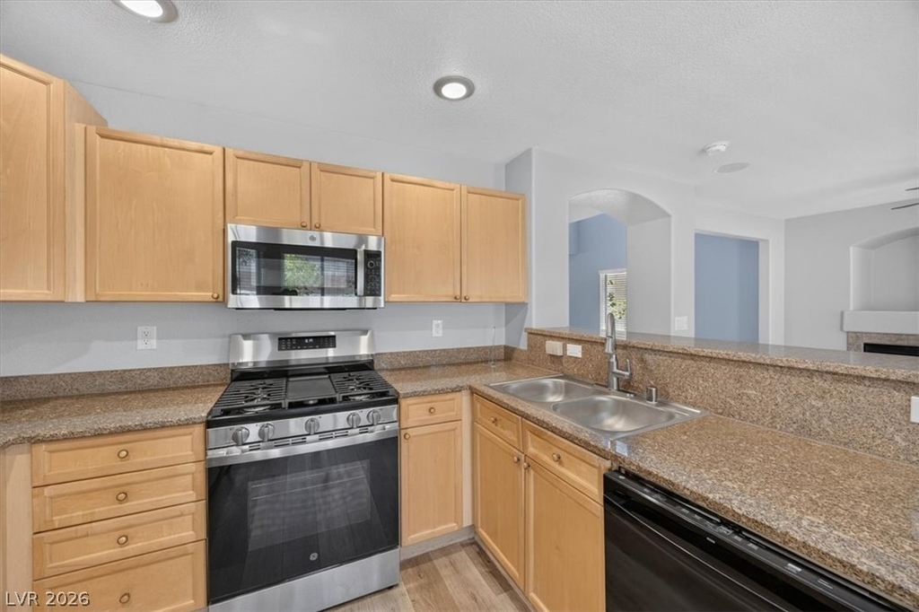 561 Aspen Leaf Street - Photo 23