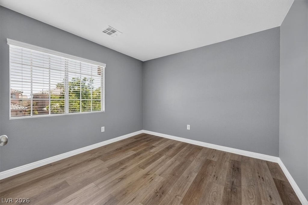 561 Aspen Leaf Street - Photo 8