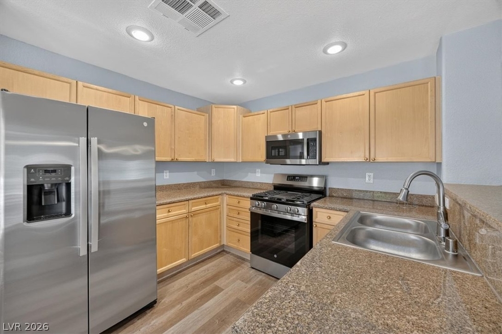 561 Aspen Leaf Street - Photo 24