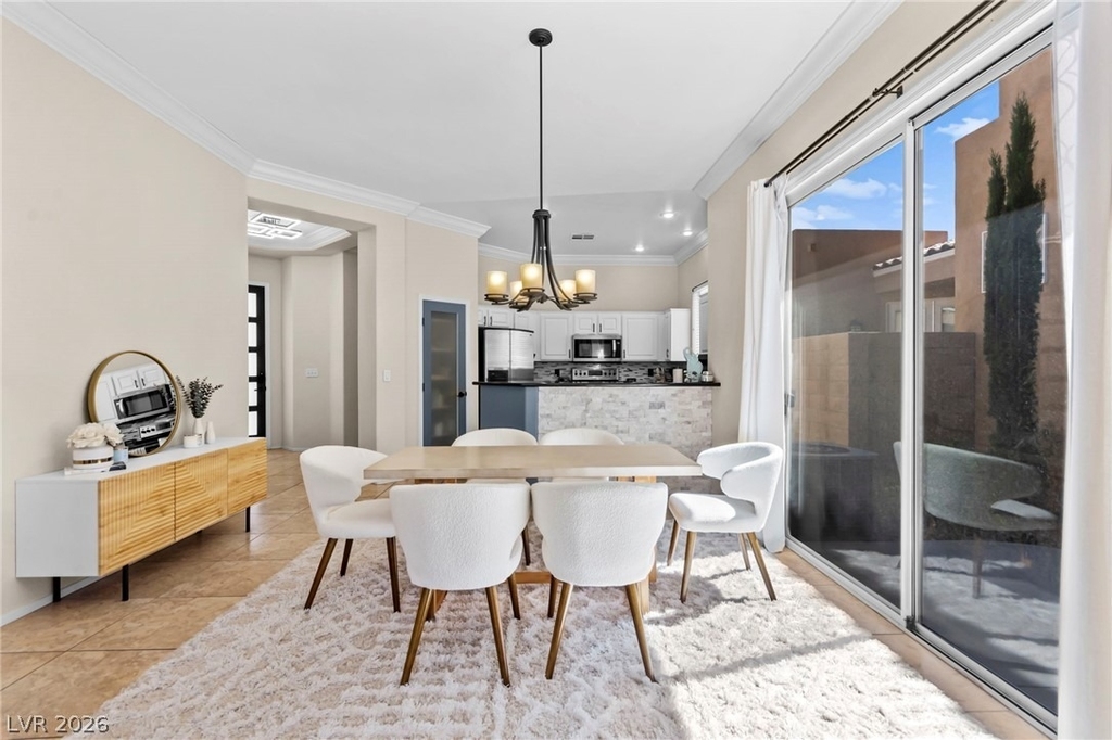 174 Twin Towers Avenue - Photo 13