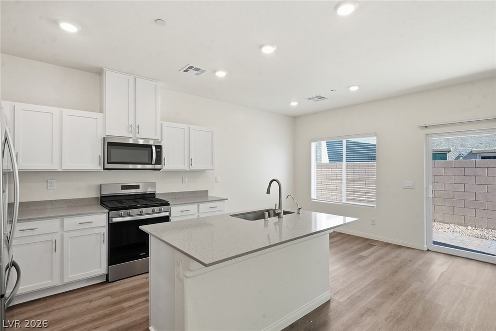 4706 Turquoise Cliffs Avenue - Photo 5