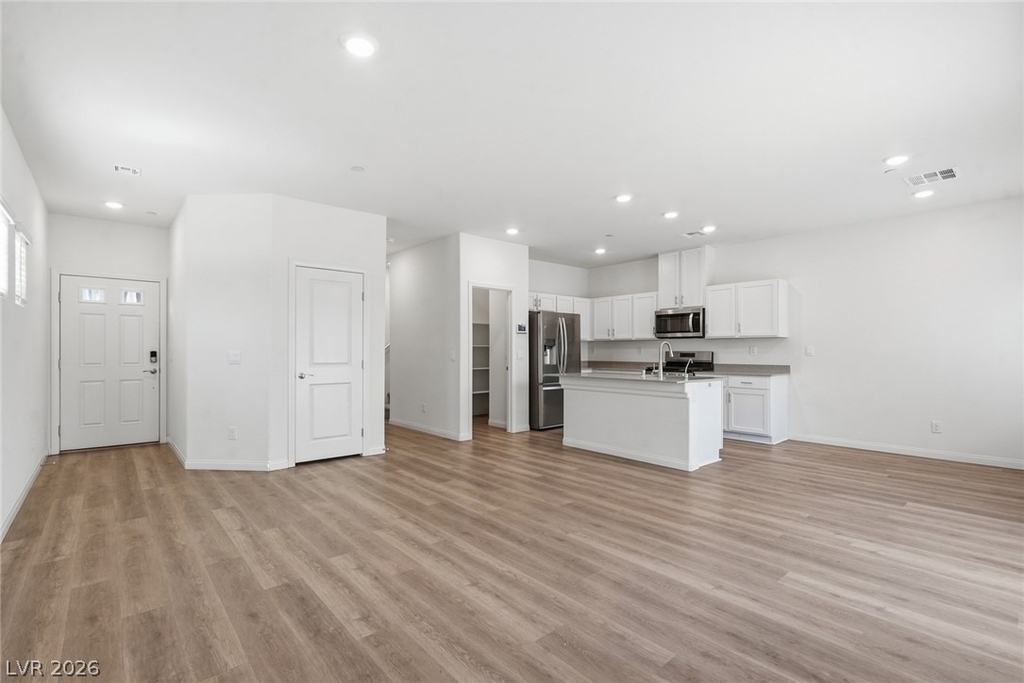 4706 Turquoise Cliffs Avenue - Photo 6