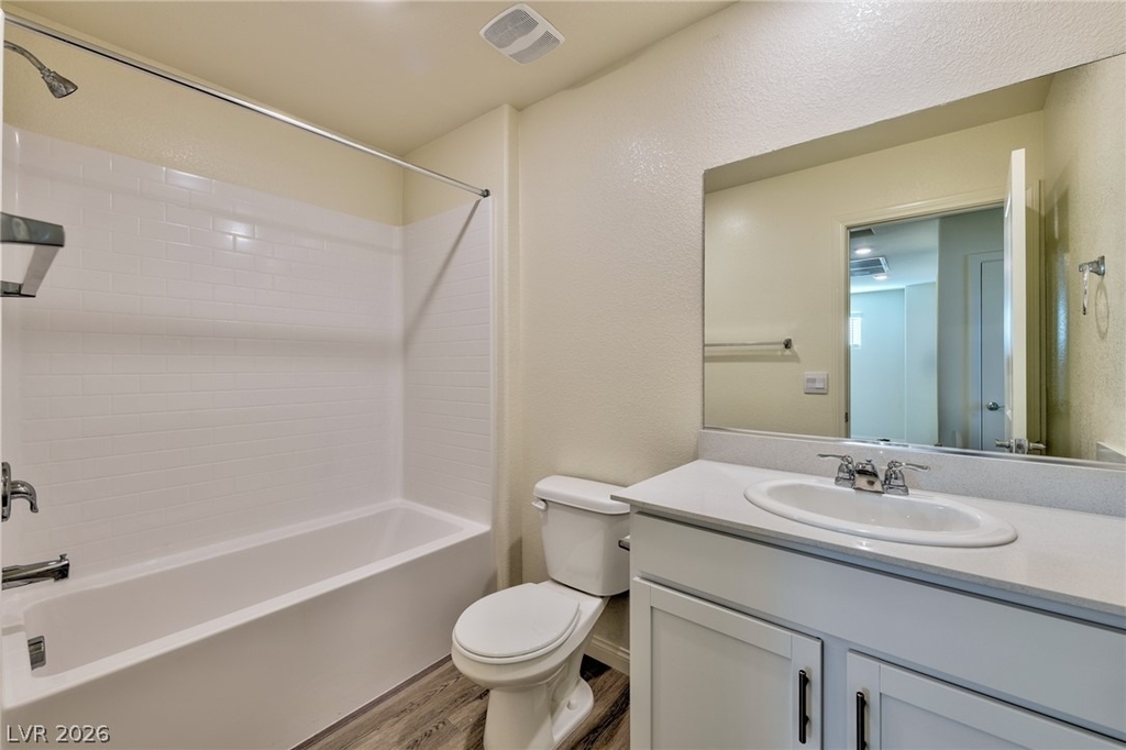 4702 Arctic Cliffs Avenue - Photo 9
