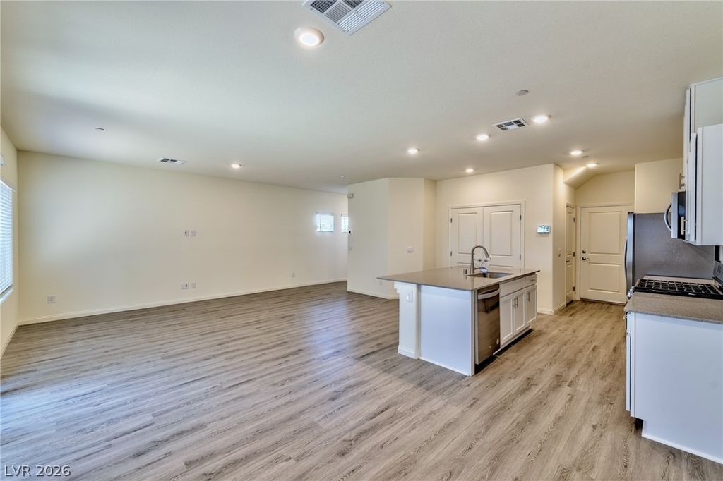 4702 Arctic Cliffs Avenue - Photo 6