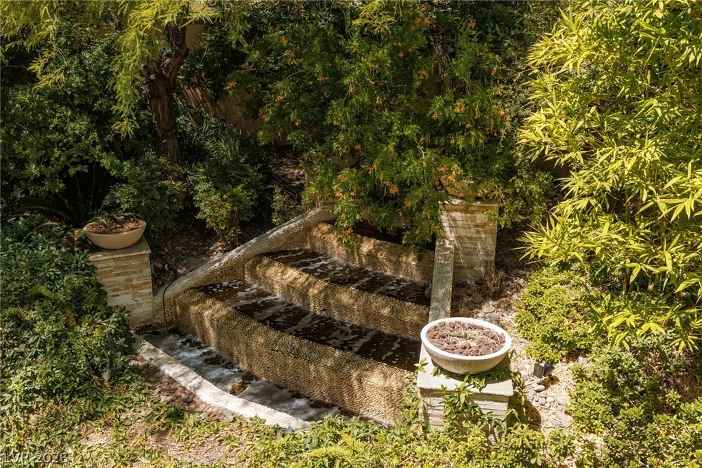 2451 Hollow Rock Court - Photo 40