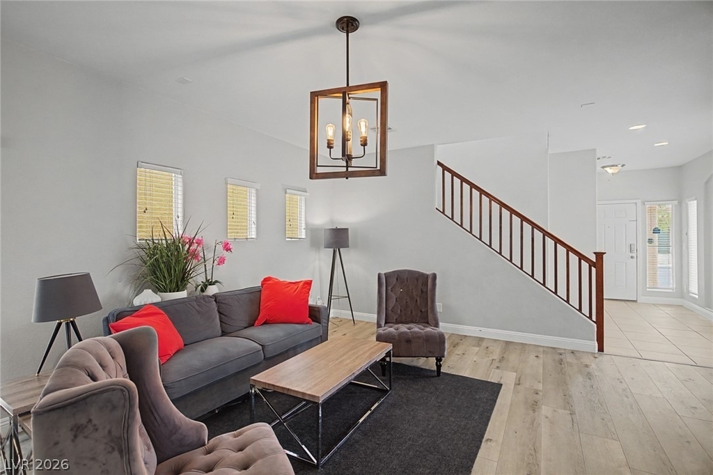 8136 Memory Lake Avenue - Photo 4