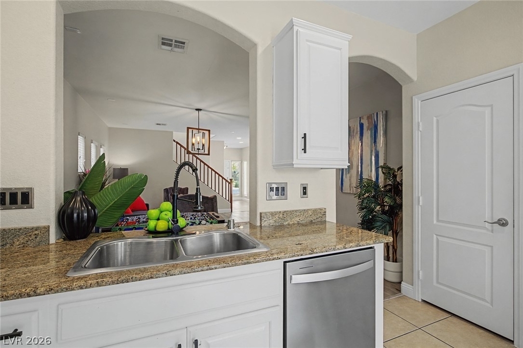 8136 Memory Lake Avenue - Photo 10