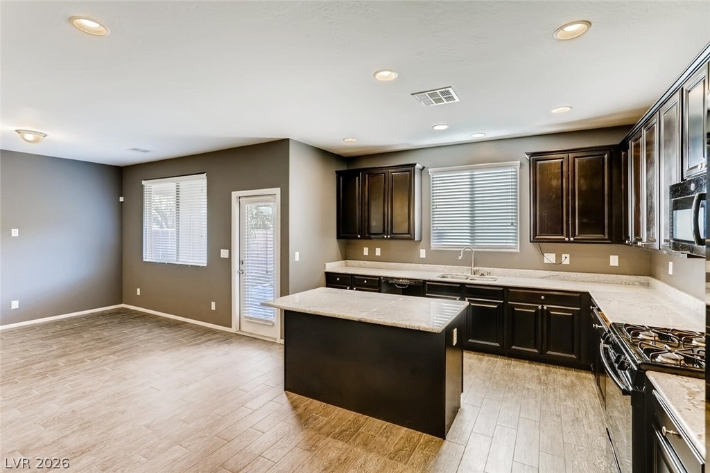 852 Royal Amethyst Way - Photo 8