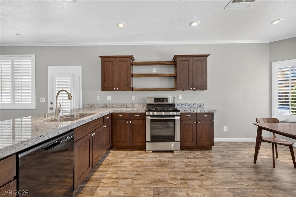 6777 Wormwood Lane - Photo 7