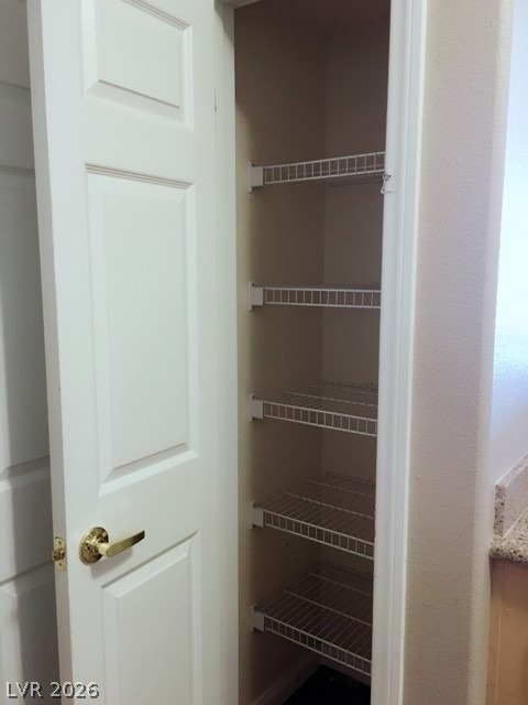 8000 Badura Avenue - Photo 4