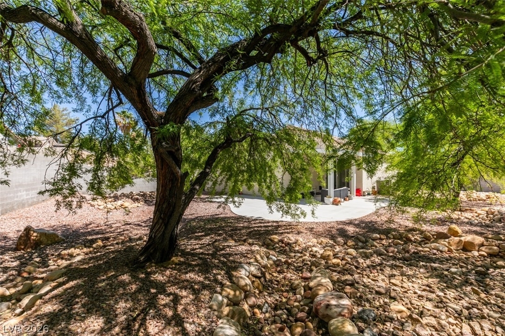 10925 Fog Hollow Court - Photo 44