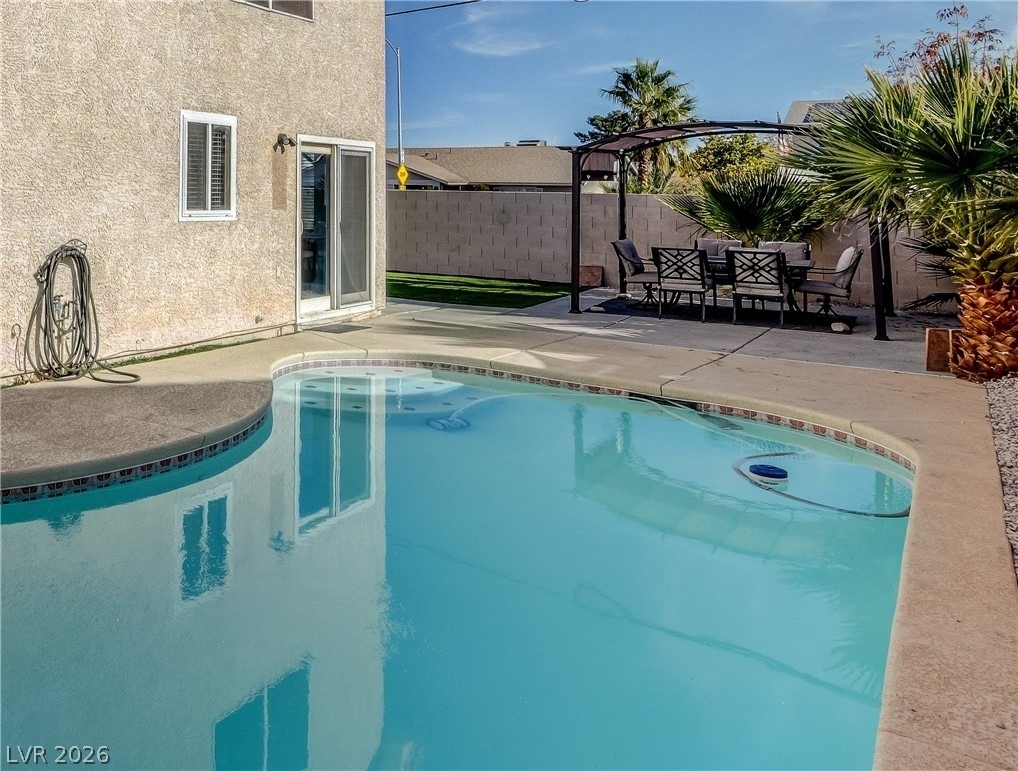 7301 Casa Solar Court - Photo 2