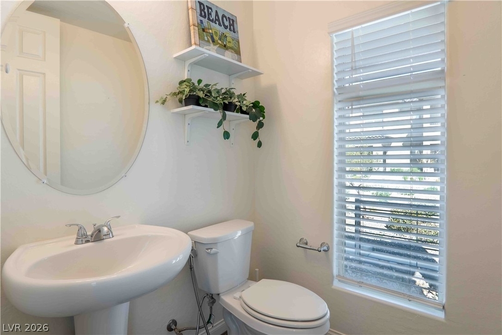 11648 Redwood Mountain Avenue - Photo 9