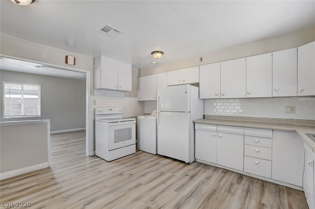 214 W Victory Road - Photo 2