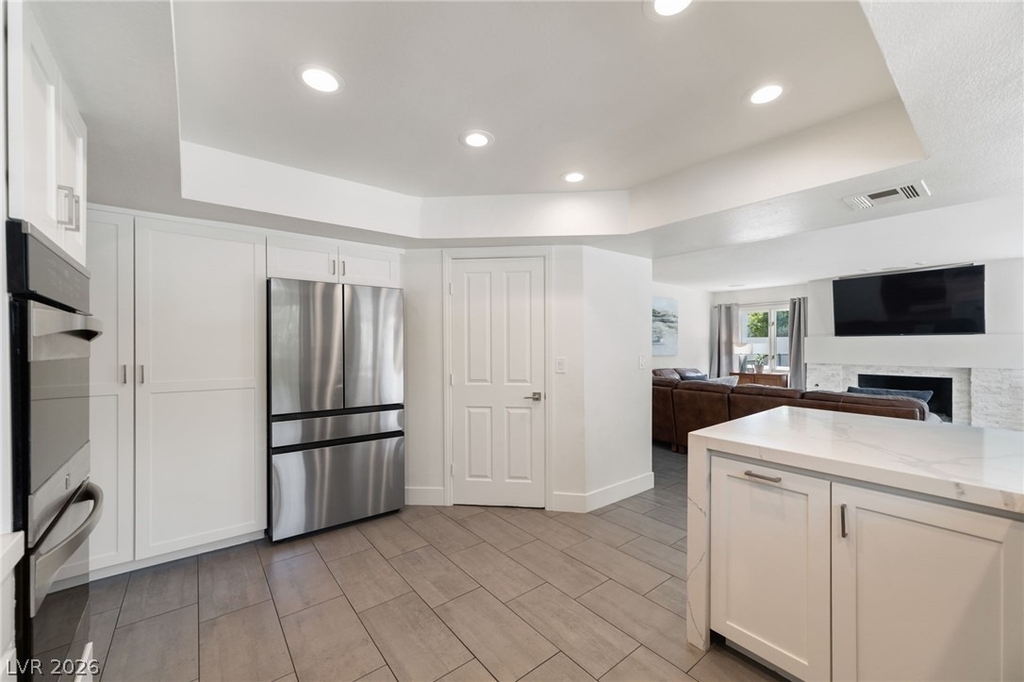 2233 Versailles Court - Photo 47