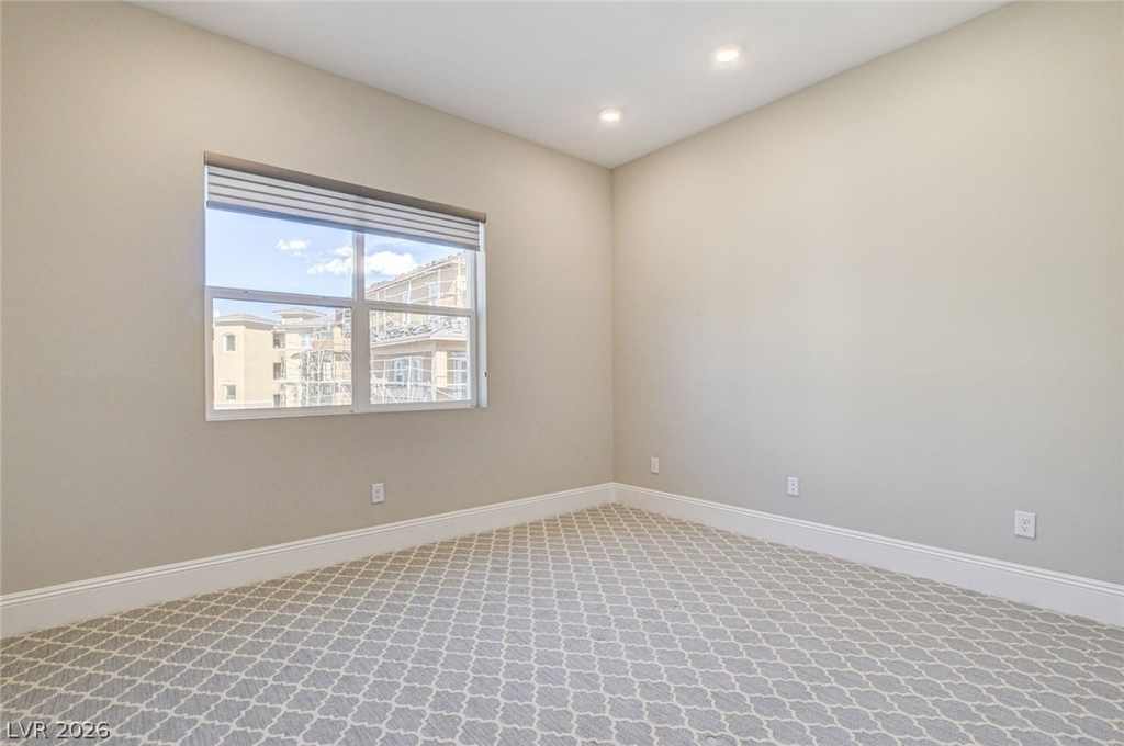 9133 Las Manaitas Avenue - Photo 29