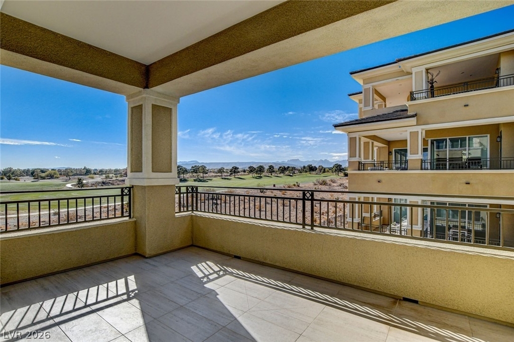 9133 Las Manaitas Avenue - Photo 37