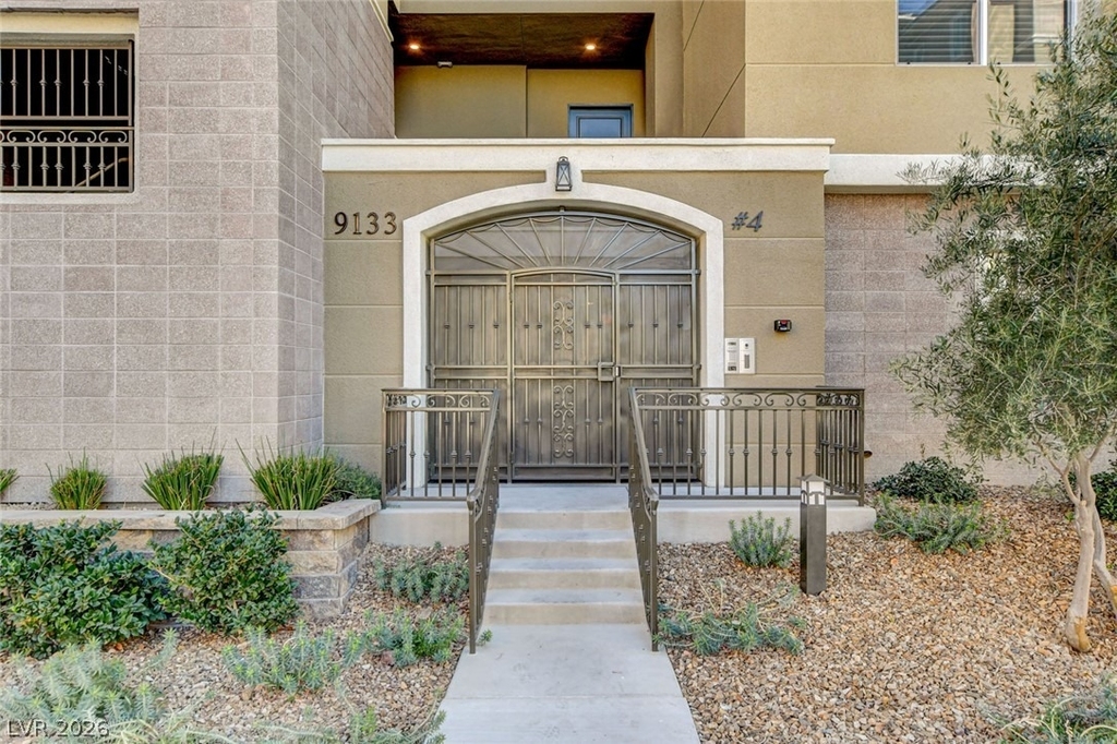 9133 Las Manaitas Avenue - Photo 1