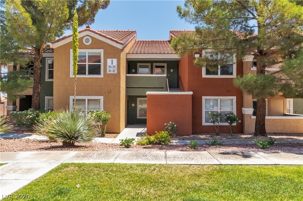 8101 W Flamingo Road - Photo 0