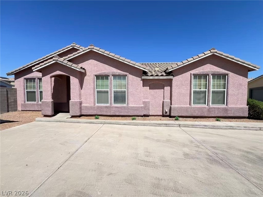 4929 Droubay Drive - Photo 2