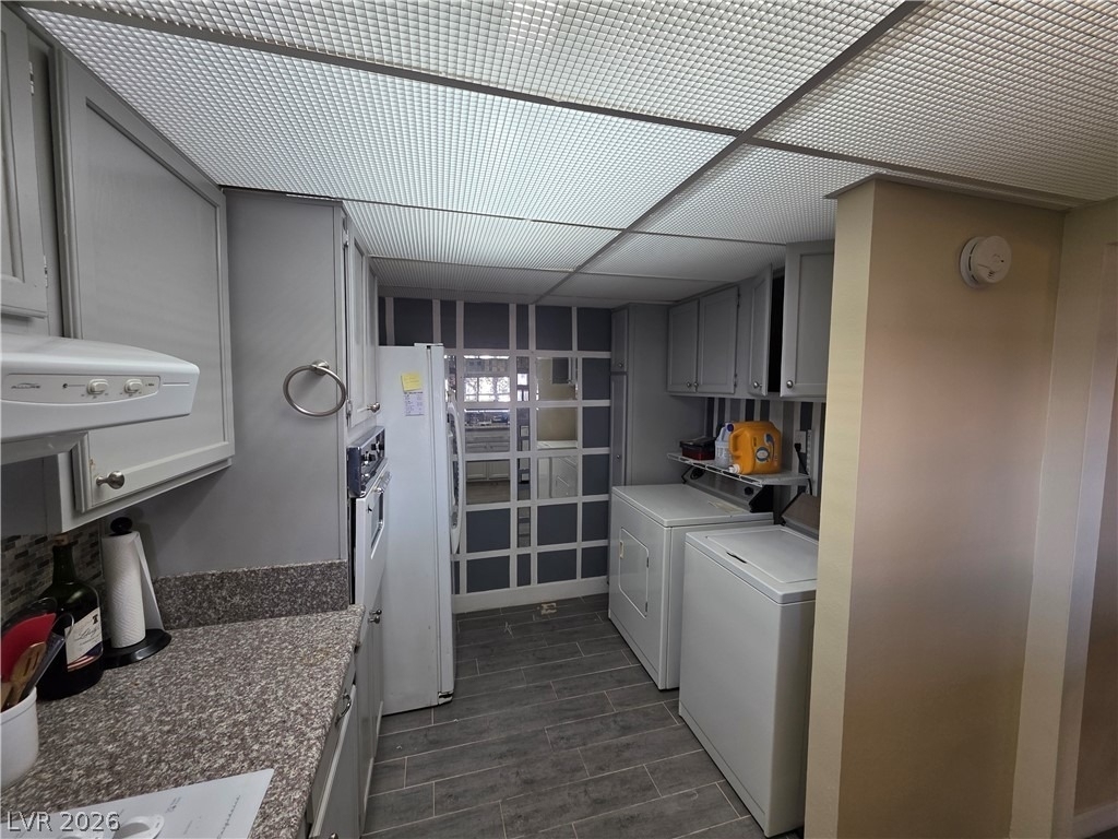750 S Royal Crest Circle - Photo 11