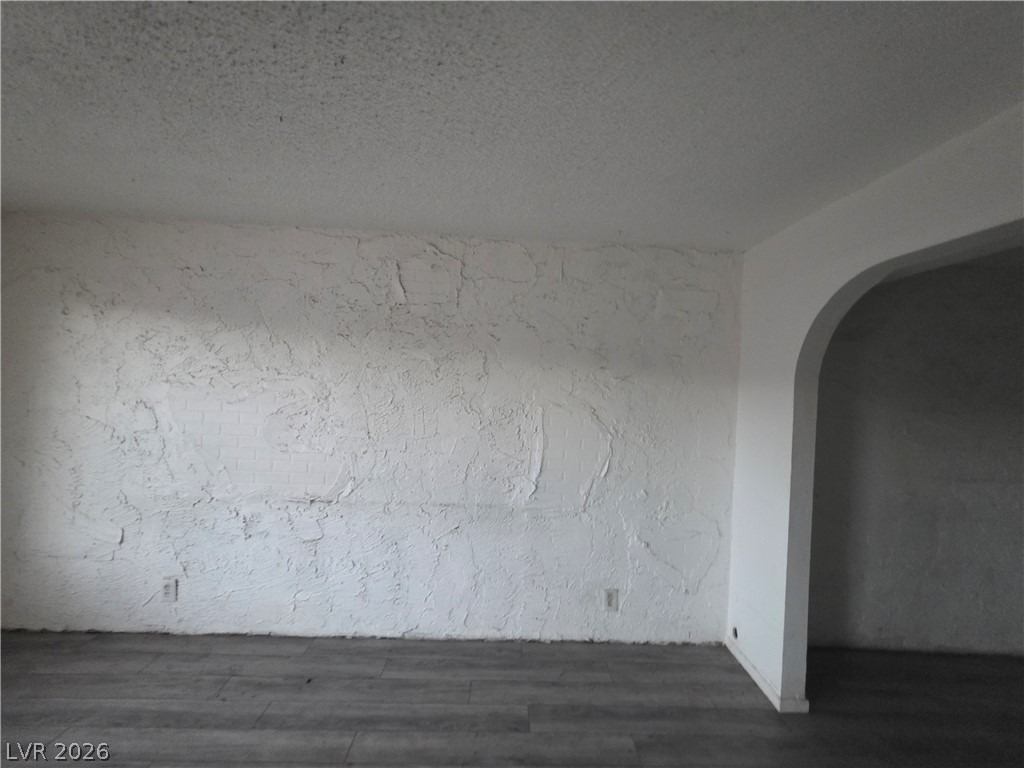 595 S Royal Crest Circle - Photo 9