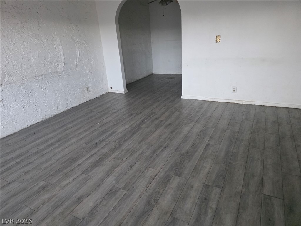 595 S Royal Crest Circle - Photo 3
