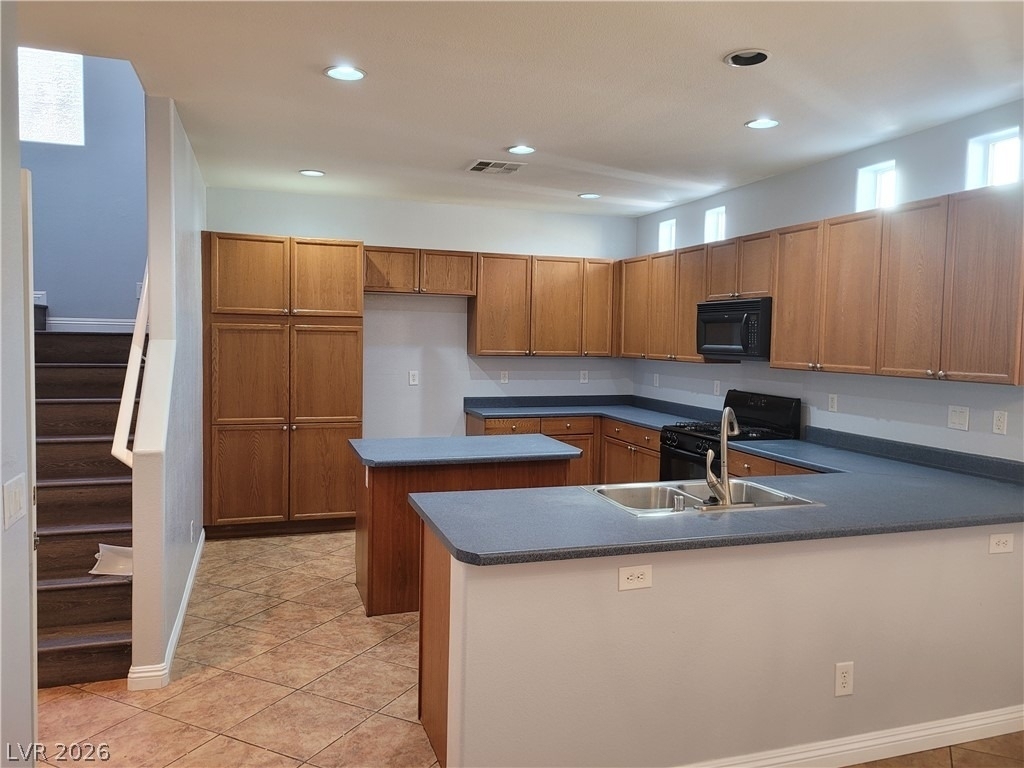 10564 Moultrie Avenue - Photo 8
