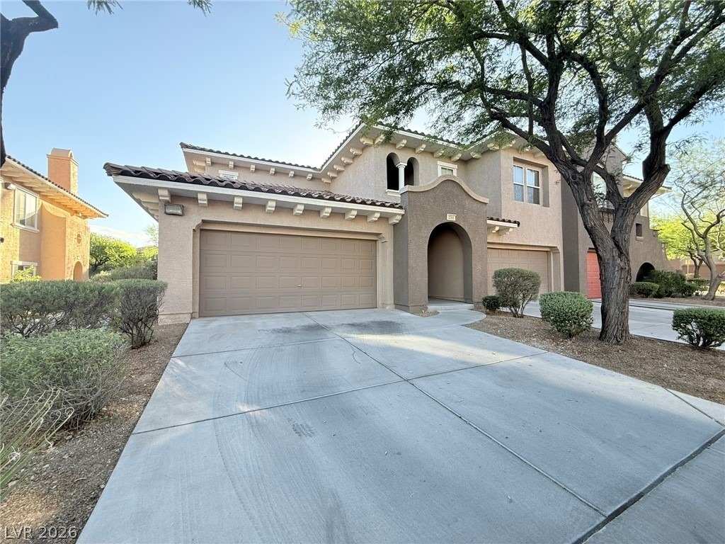 825 Canterra Street - Photo 1